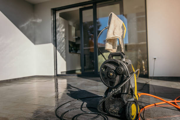 Playground Equipment Cleaning in Mission Hills, CA